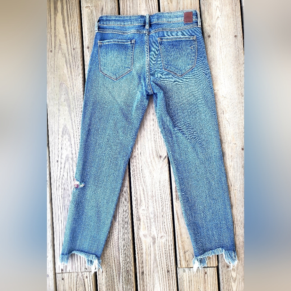 Buckle! Hummingbird Flower Embroidered Blue Raw Hem Cotton Jeans! - Picture 8 of 11